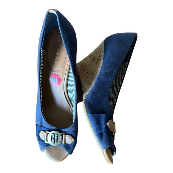 Tommy Hilfiger Navy peep toe wedges with gold accent size 10 - Picture 3 of 15